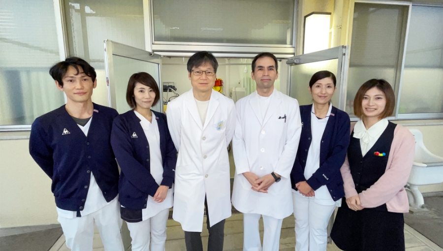 蜂須賀病院 救急外来スタッフが対応します。安心して受診して下さい。